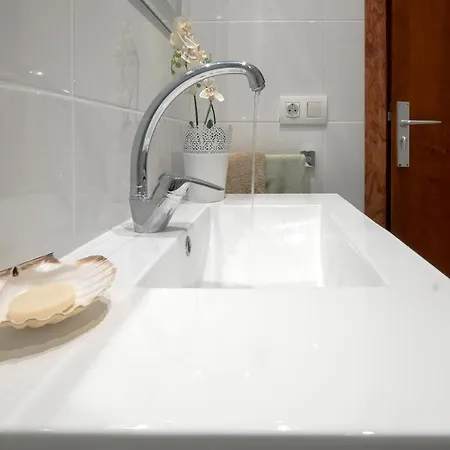 Ribera 5 Apartamento *